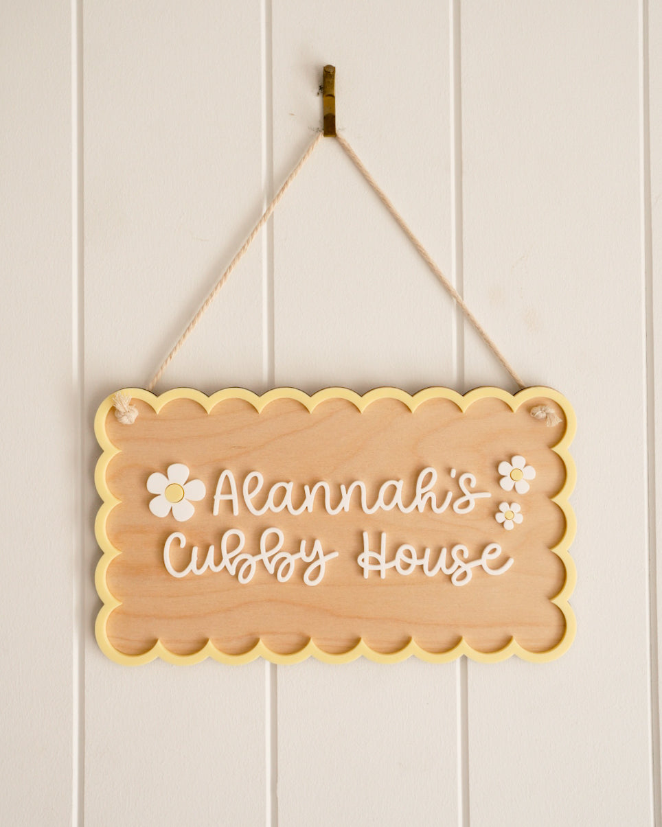 Hanging Cubby House Sign- Daisies